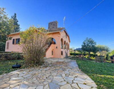 Villa Wanda in Tuscany by Zoom In Earth